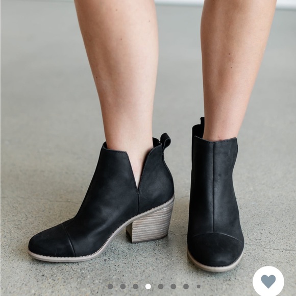 Toms Shoes - TOMS Everly Cutout Leather Bootie